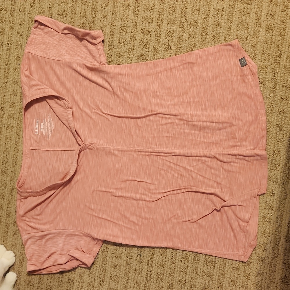 Pink shirt - Picture 1 of 5